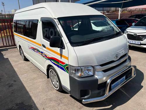 Toyota Quantum HIACE 2.5 D-4D Sesfikile 16 Seat