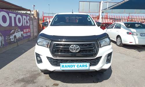 Toyota Hilux 2.4 GD-6 RB SRX Extra Cab 