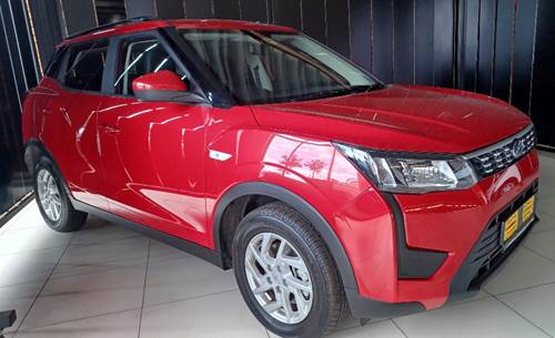 Mahindra XUV 300 1.5T (W6)