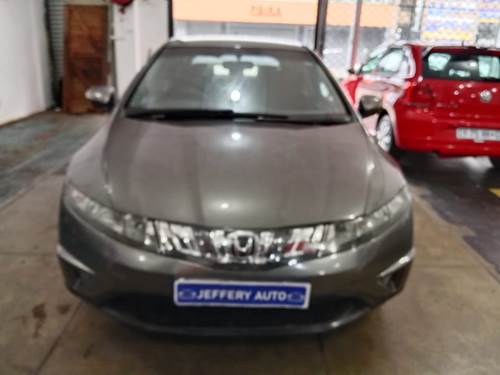 Honda Civic VIII 1.8 EXi Auto