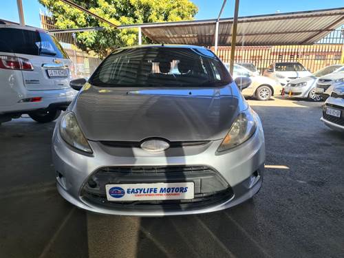 Ford Fiesta 1.4i (71 kW) Ambiente Hatch Back