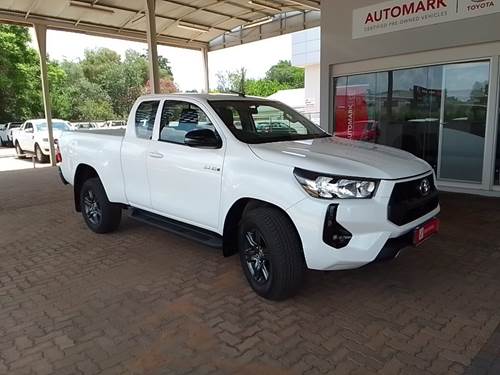 Toyota Hilux 2.4 GD-6 RB Raider Extra Cab Auto