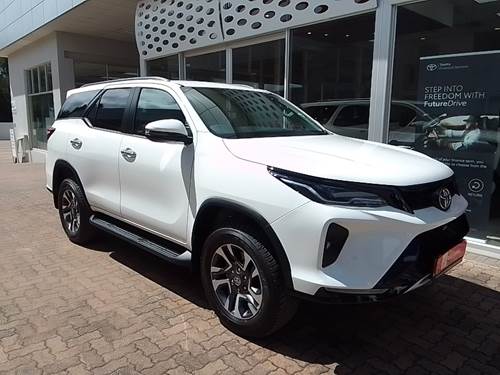 Toyota Fortuner VI 2.4GD-6 Raised Body Auto