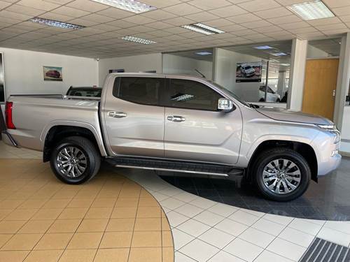 Mitsubishi Triton 2.4 Di-DC GLS Double Cab Auto