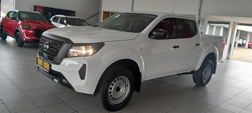 Nissan Navara 2.5 DDTi SE Double Cab