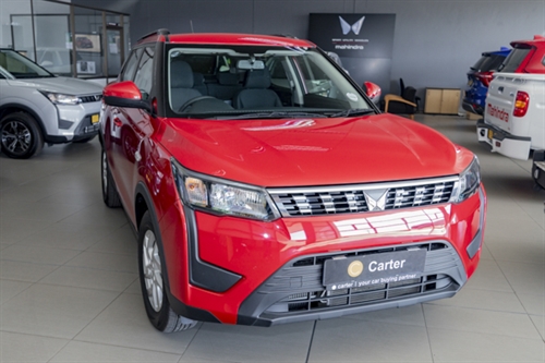 Mahindra XUV 300 1.5T (W6)