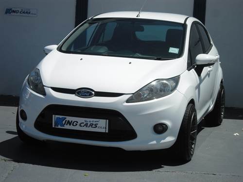 Ford Fiesta 1.6i Trend 5 Door