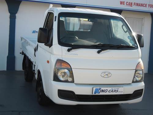 Hyundai H100 2.6 D Euro II Dropside Aircon