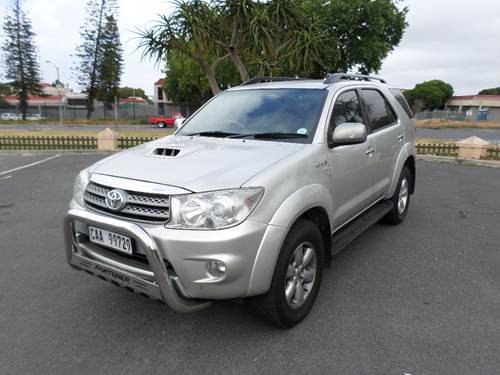 Toyota Fortuner I 3.0 D-4D 4X4