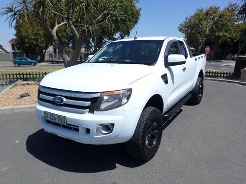 Ford Ranger V 3.2 TDCi XLS Super Cab 4X4