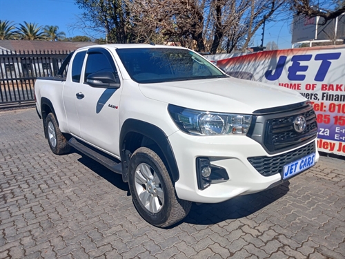 Toyota Hilux 2.4 GD-6 RB Raider Extra Cab Auto