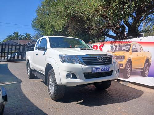 Toyota Hilux ( I) 3.0 D-4D Raider Xtra Cab 4X4