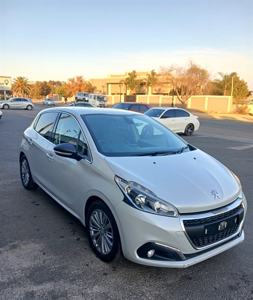 Peugeot 208 1.2 PureTech 5 Door