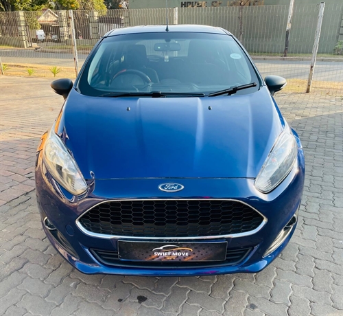 Ford Fiesta 1.4i (71 kW) Ambiente Hatch Back