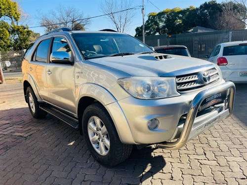 Toyota Fortuner III 3.0 D-4D 4x4