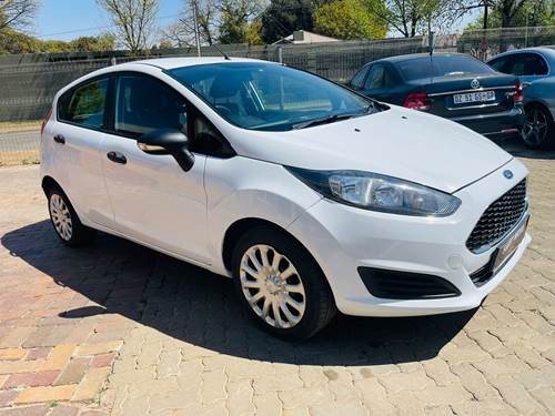 Ford Fiesta 1.4i (71 kW) Ambiente Hatch Back