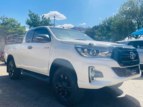 Toyota Hilux 2.4 GD 6 RB SRX P/U Extended Cab