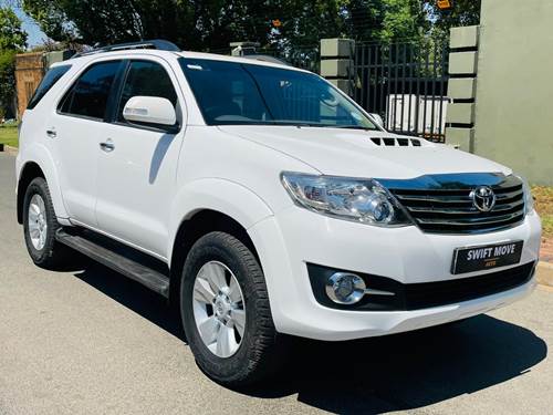 Toyota Fortuner III 3.0 D-4D 4x4 Auto