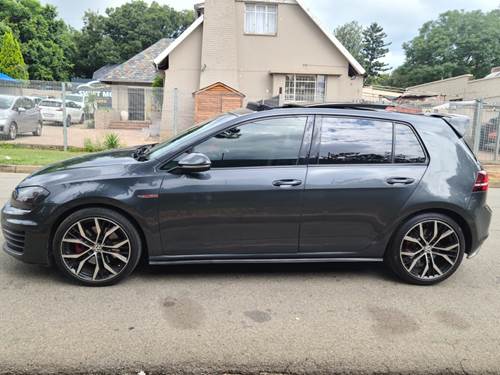 Volkswagen (VW) Golf 7 GTi 2.0 TSi DSG