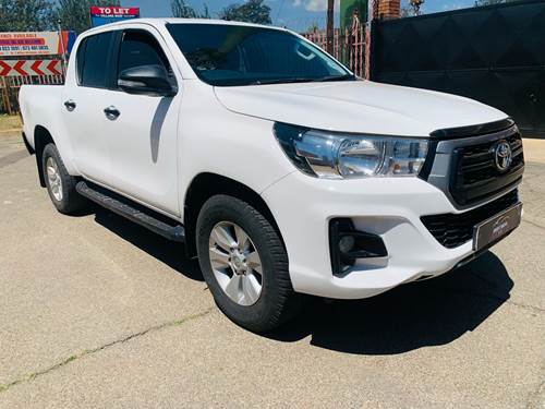 Toyota Hilux 2.4 GD-6 Raider Double Cab Auto 4x4