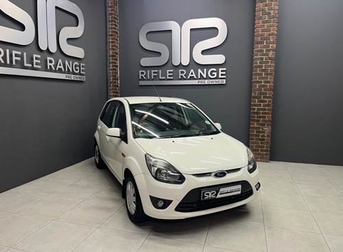 Ford Figo 1.4i Trend 5-Door Hatch Back