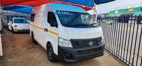 Nissan NV 350 2.5i Wide Panel Van