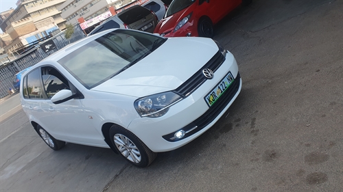 Volkswagen (VW) Polo Vivo 1.4 Hatch Trendline 5 Door 