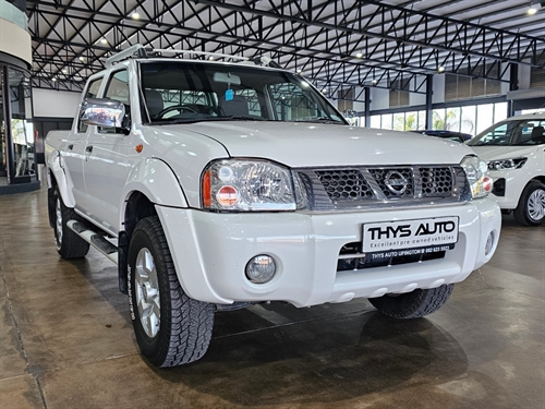 Nissan Hardbody NP300 2.4i Hi-Rider Double Cab