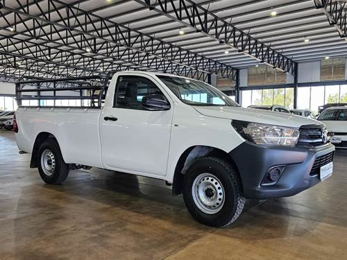 Toyota Hilux 2.4 GD Aircon Single Cab