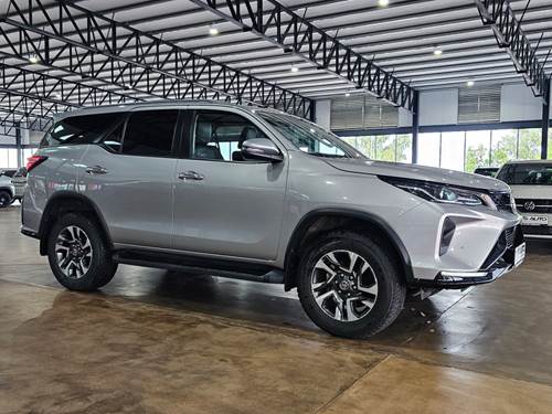 Toyota Fortuner IV 2.4 GD-6 Raised Body Auto