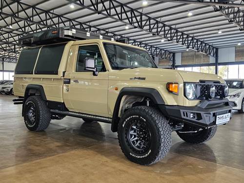 Toyota Land Cruiser 79 2.8 GD-6 Auto