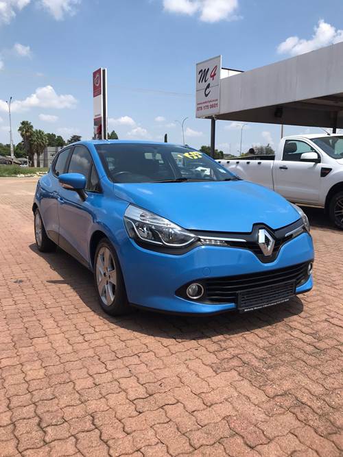 Renault Clio IV 900T (66kW) Expression 5 Door