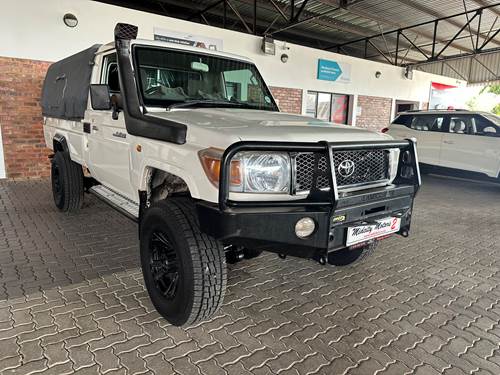 Toyota Land Cruiser 79 4.0 Pick Up