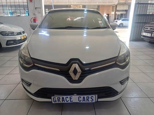 Renault Clio IV 900T (66kW) Expression 5 Door