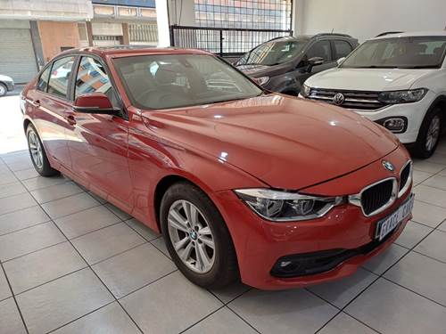 BMW 320i (F30) Auto