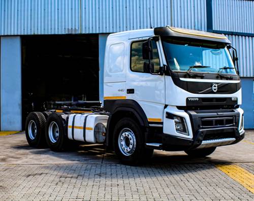 Volvo FMX 440 - 6 x 4 - (RET) - Sleeper Cab