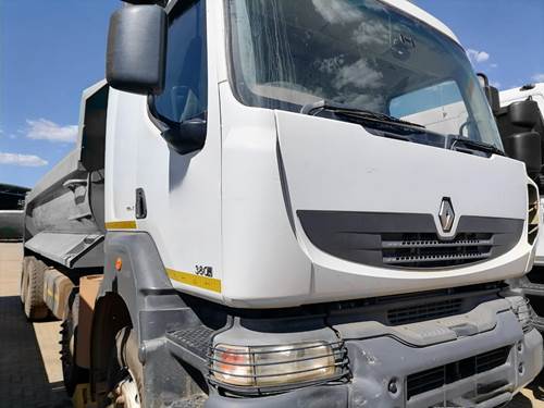 Renault Kerax 380/34 8x4 Auto Tipper