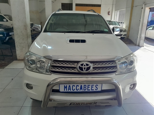 Toyota Fortuner III 3.0 D-4D Raised Body Auto