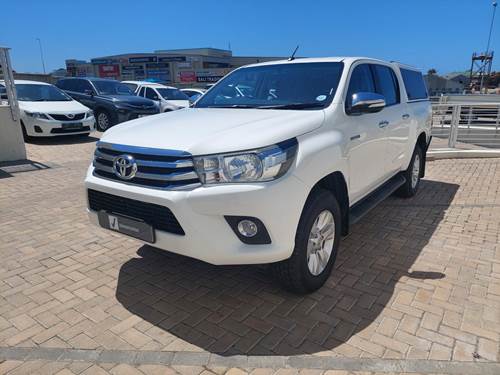 Toyota Hilux 2.8 GD-6 Raider Raised Body Double Cab Auto 4x4  