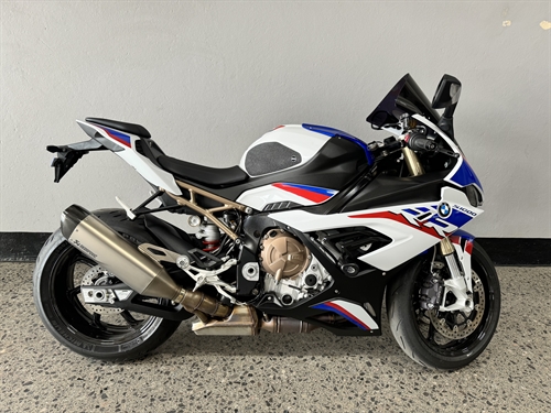 BMW S1000RR (152 kW)