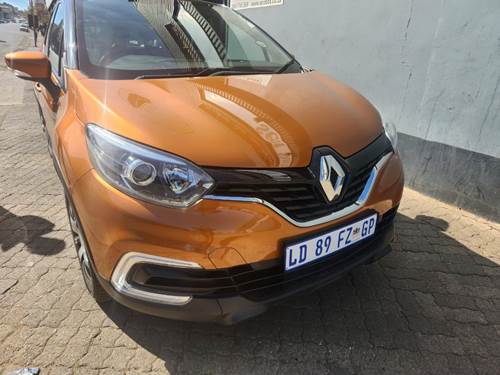 Renault Captur 1.2 T Dynamique 5 Door