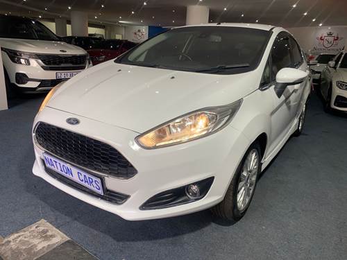 Ford Focus 1.0 EcoBoost Ambiente 5 Door Hatch 