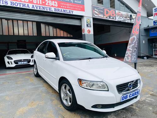 Volvo S40 2.0i