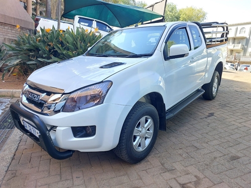 Isuzu KB 250 D-TEQ LE Extended Cab