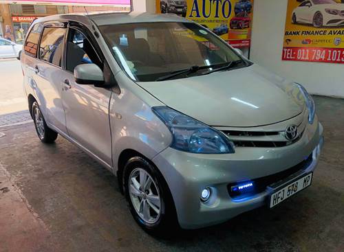 Toyota Avanza 1.5 (Mark I) TX