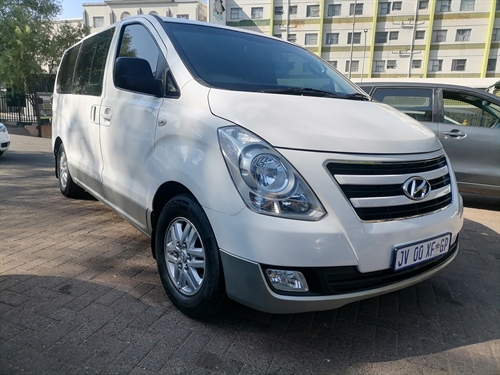 Hyundai H1 2.4 CVVT GLS 9 Seater