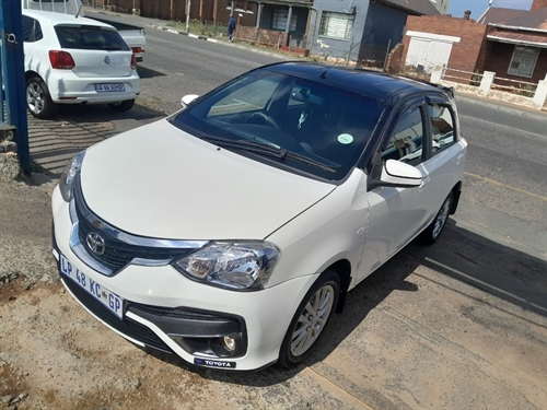 Toyota Etios 1.5 Xs/Sprint 5 Door