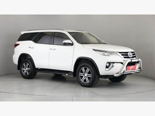 Toyota Fortuner IV 2.7 VVTi Raised Body 2X4 Auto