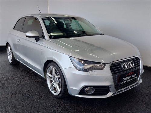 Audi A1 1.4T FSi Attraction S-tronic