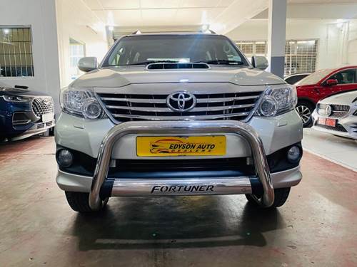 Toyota Fortuner III 3.0 D-4D 4x4 Auto